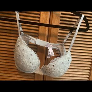 Victoria secrets bra 36B dream Angels push-up
